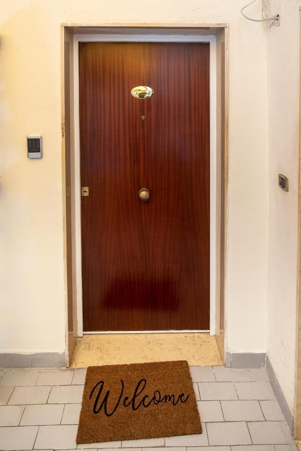 Apartamento Residenza Il Bell'Antonio Nápoles Exterior foto